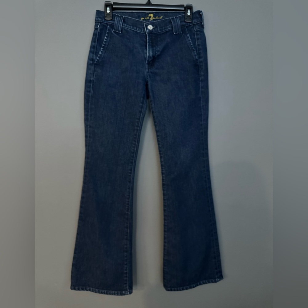 7 For All Mankind jeans. Wide leg. Size 27